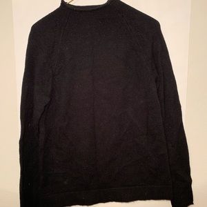 Women’s Gap wool sweater